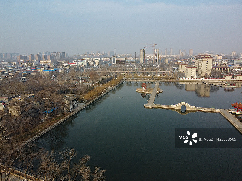 卫辉市 卫州湖 卫州路 比干大道 建设路图片素材