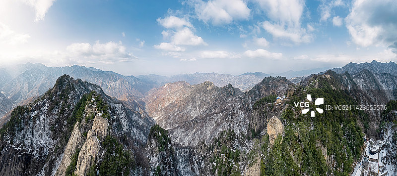 陕西省西安市秦岭万花山森林雪景航拍图片素材