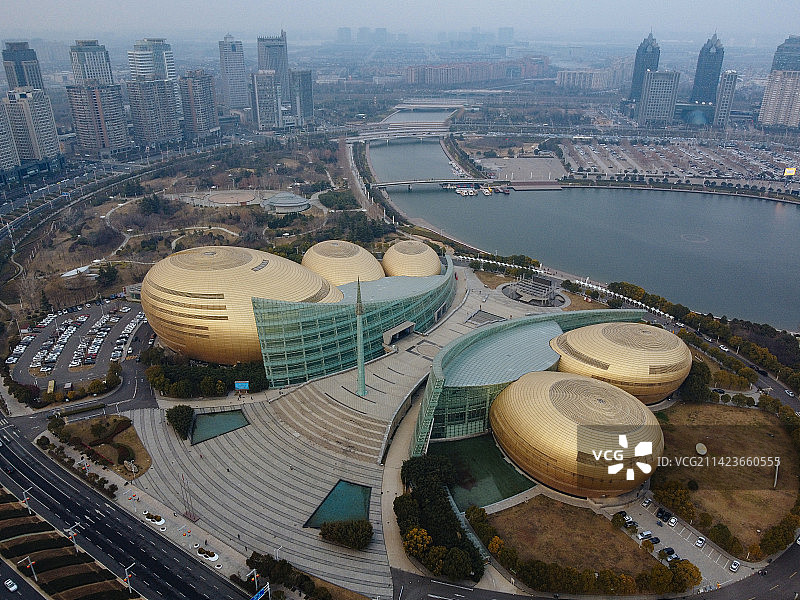 郑州 金水区 大玉米 地标 国际会展中心 艺术中心 如意湖 中央商务区图片素材