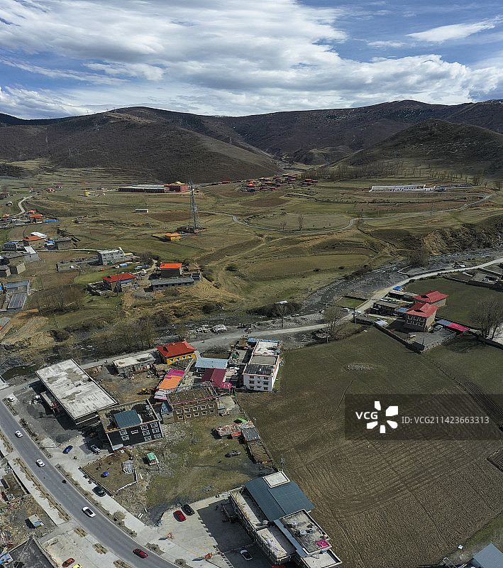 四川康定市新都桥镇鸟瞰图片素材