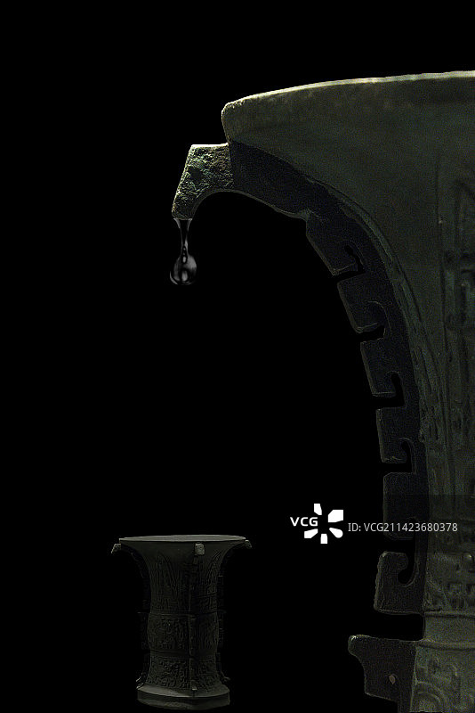 河南郑州，西周早期青铜器，舌尊图片素材