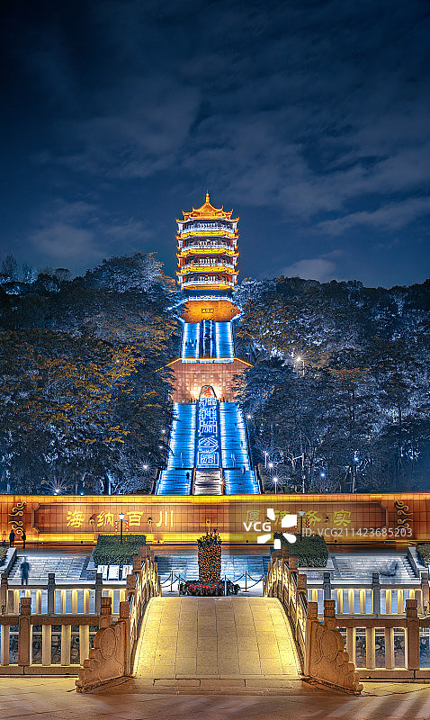 东莞市厚街镇福神岗公园新春灯会图片素材