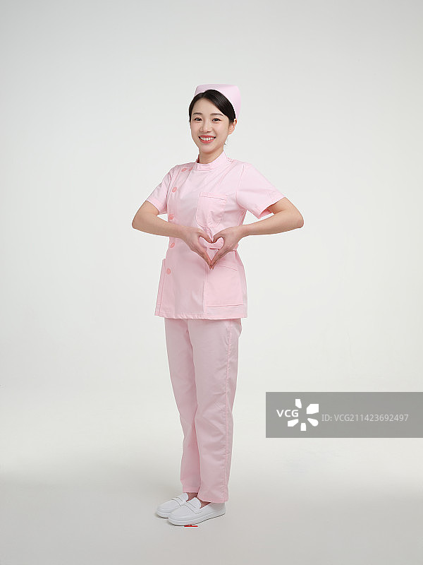 青年女护士肖像图片素材