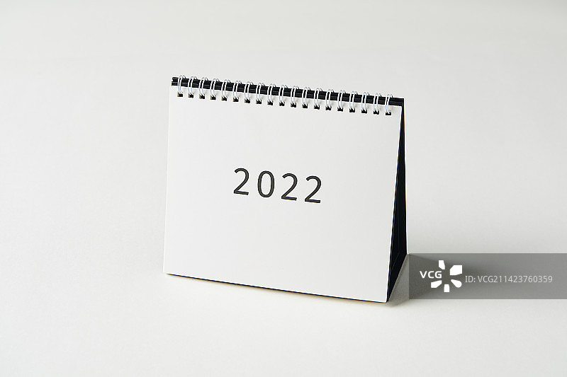 白色背景上的2022年日历图片素材