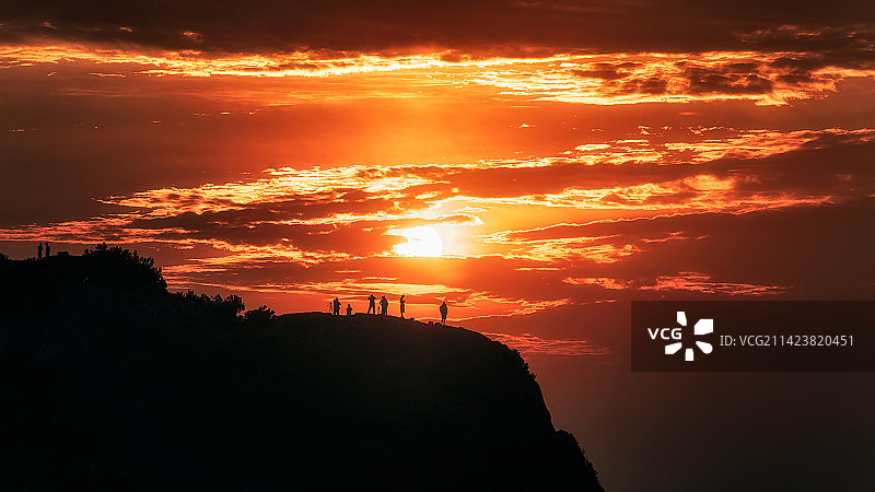 括苍山日出赏日长焦图片素材