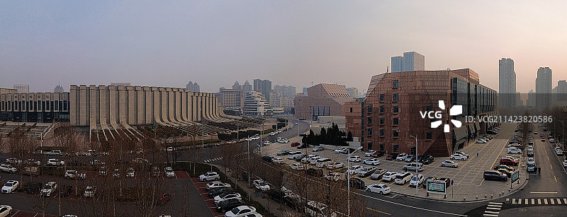 新乡 地标 航拍 平原博物院 红旗区 新乡博物馆 文化艺术中心 宝龙城市广场图片素材