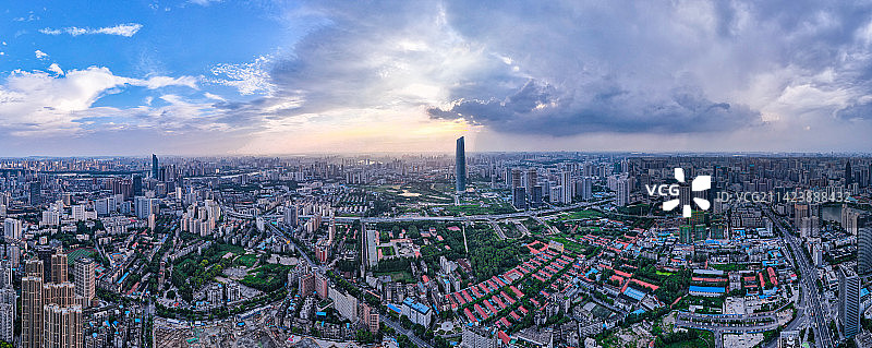 湖北武汉江汉区武汉中央商务区城市风光图片素材