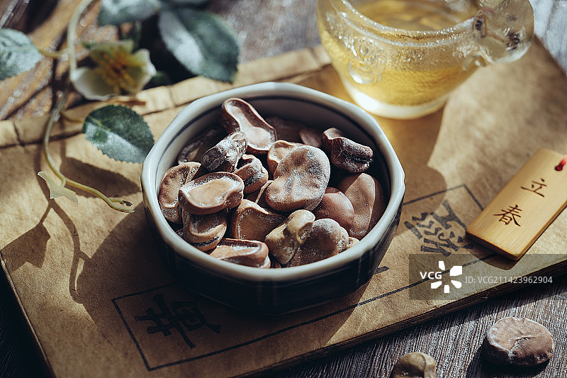 孔乙己的茴香豆图片素材