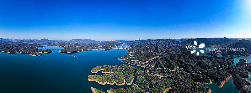 航拍视角下的太平湖图片素材