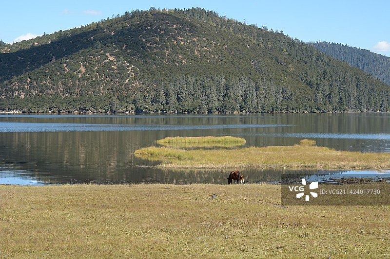 山与湖图片素材