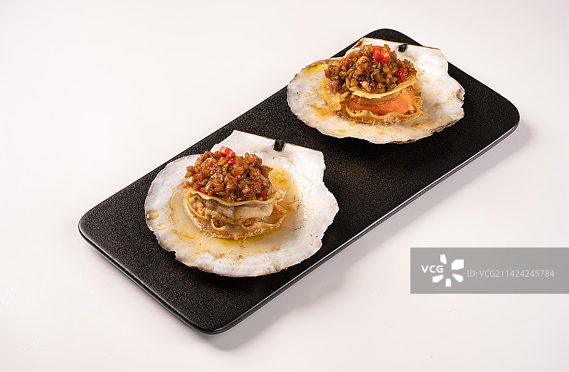 中式传统美食蒜蓉碳烤扇贝图片素材