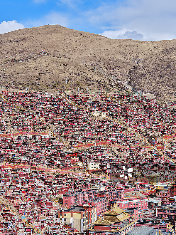 四川省甘孜藏族自治州色达观景台图片素材