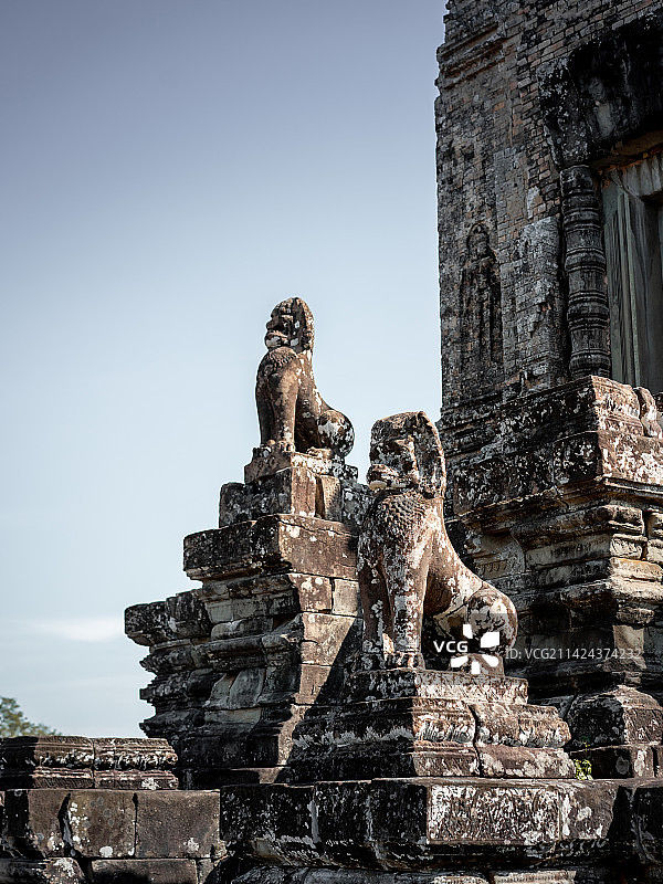 柬埔寨暹粒吴哥窟比粒寺石雕神兽大象狮子 Pre Rup图片素材