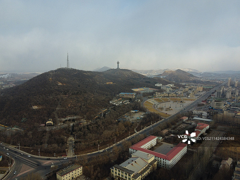 大石桥市  人民大街 蟠龙山广场 金融街 中心医院图片素材