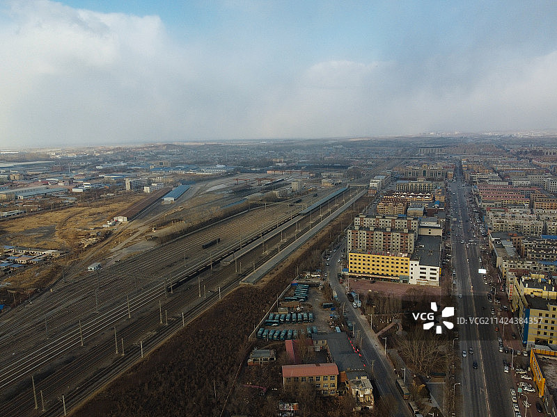 大石桥市  人民大街 蟠龙山广场 金融街 中心医院图片素材