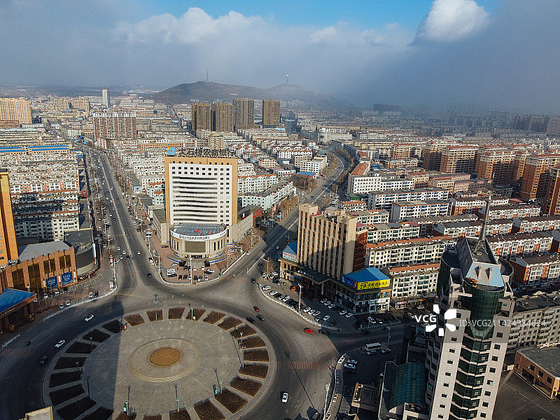 大石桥市 地标 航拍 丽华国际酒店 国际中心 鹏源大厦图片素材