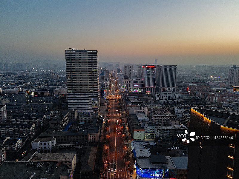 锦州 百货 夜景 航拍 古塔区 地标图片素材