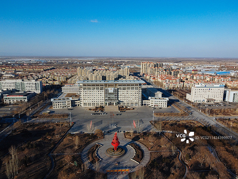 盘山县 地标 航拍 府前大街 创业大厦图片素材