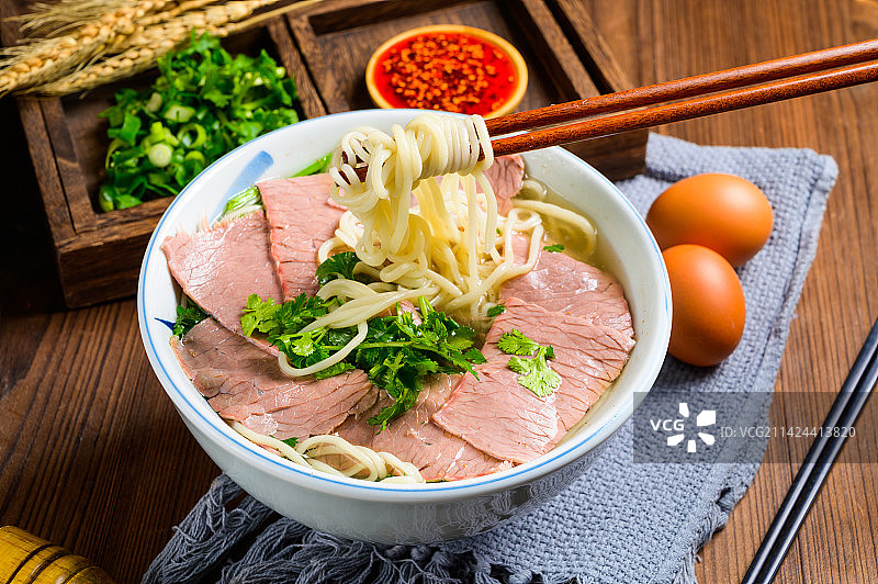 清真牛肉面图片素材