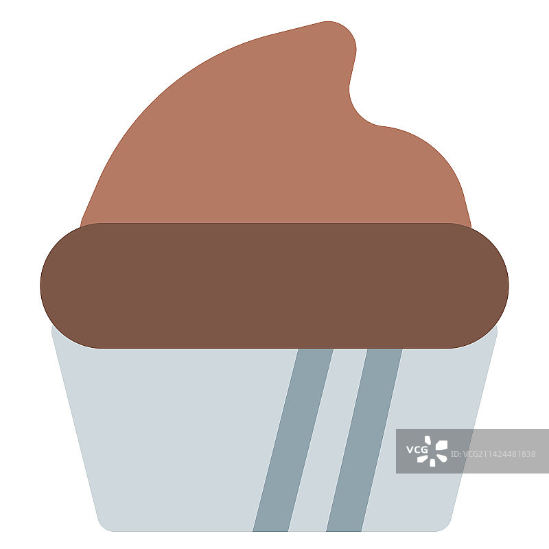 奶油坚果纸杯蛋糕图片素材