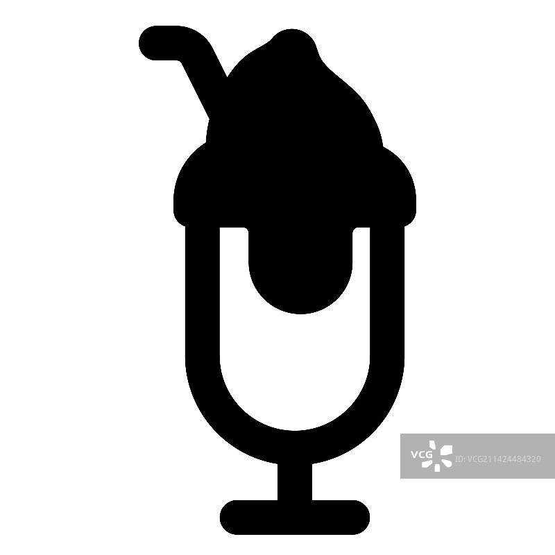 诱人的奶昔，饰有美味奶油图片素材