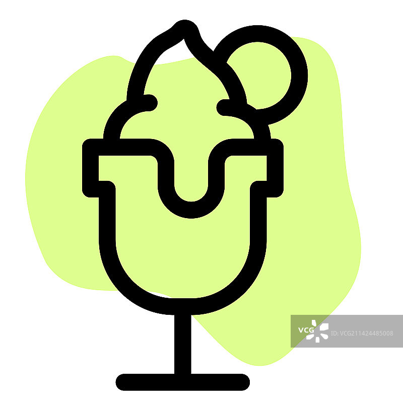 装饰奶昔上滴落的融化冰淇淋图片素材