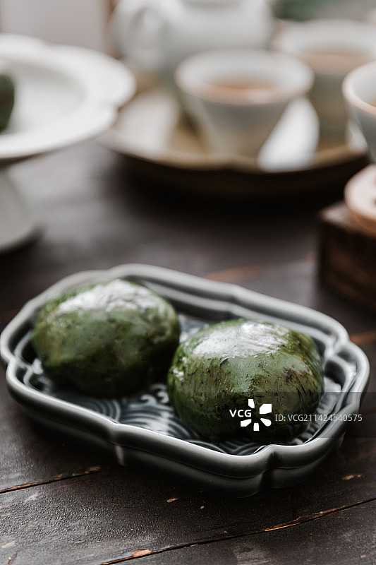 中式点心清明青团图片素材
