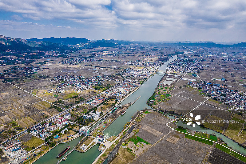 丰惠镇与穿城而过的杭甬运河航拍，上虞，绍兴图片素材