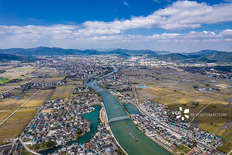 丰惠镇与穿城而过的杭甬运河航拍，上虞，绍兴图片素材