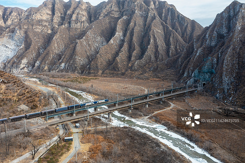 永定河上的铁路大动脉图片素材