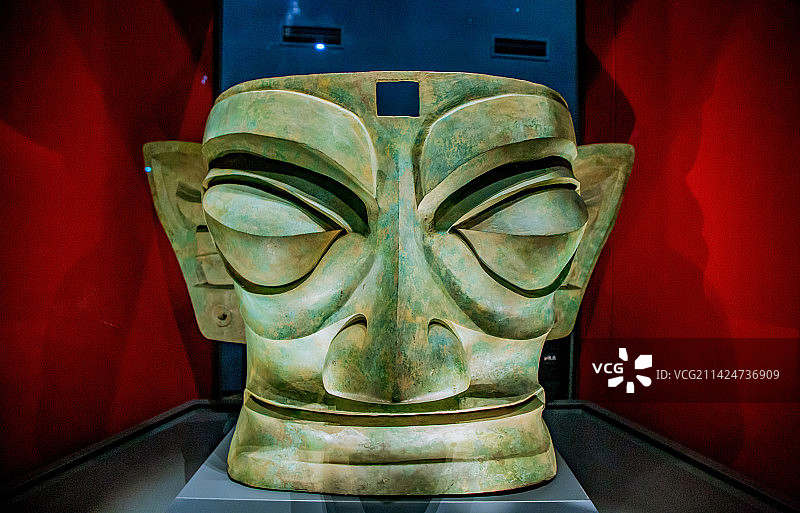 三星堆文明的青铜器们图片素材