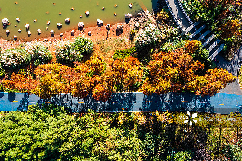 云南省玉溪市红塔区玉溪大河深秋风光图片素材