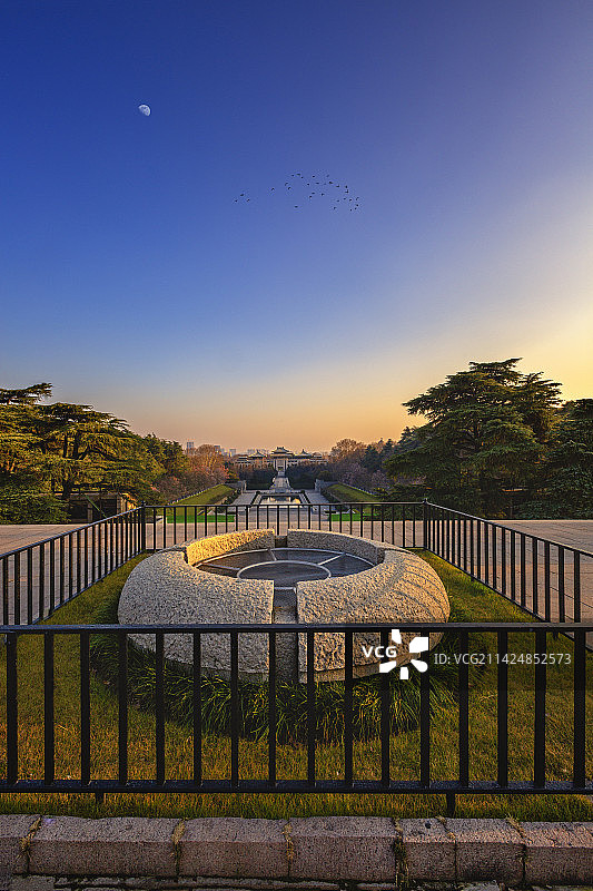 日落时分的的雨花台光影+南京图片素材