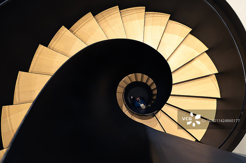 旋转楼梯图片素材