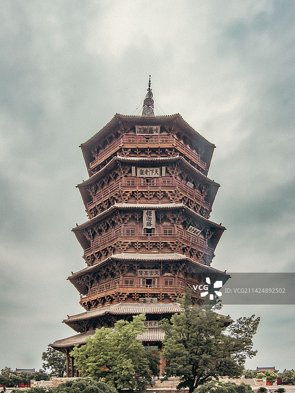 山西省朔州市应县全国重点文物保护单位应县木塔的古建筑夏季风光图片素材