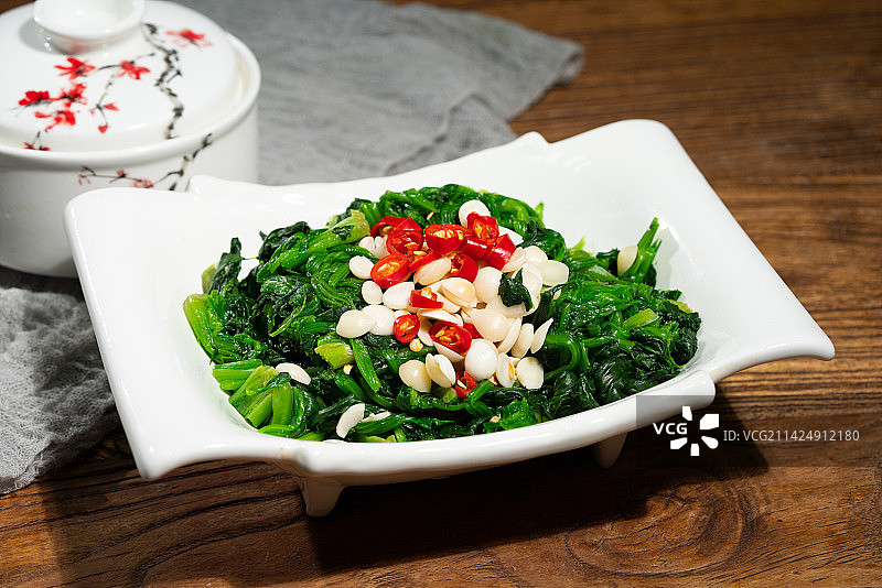 菠菜拌杏仁图片素材