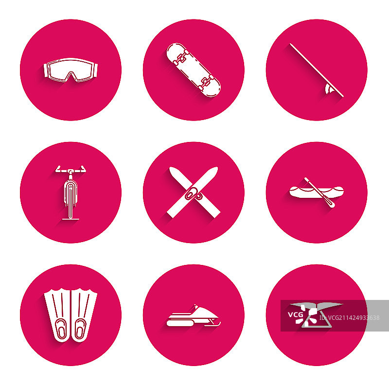 滑雪装备、滑雪杖、雪地摩托与滑翔机图片素材