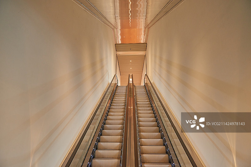 江苏南通美术馆无人的电梯图片素材