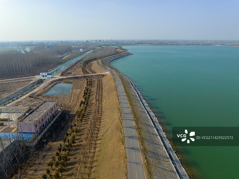 航拍泰安东平湖风光图片素材