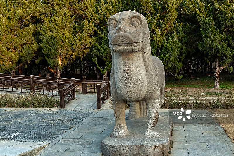 安徽滁州凤阳明皇陵景区石像生麒麟图片素材