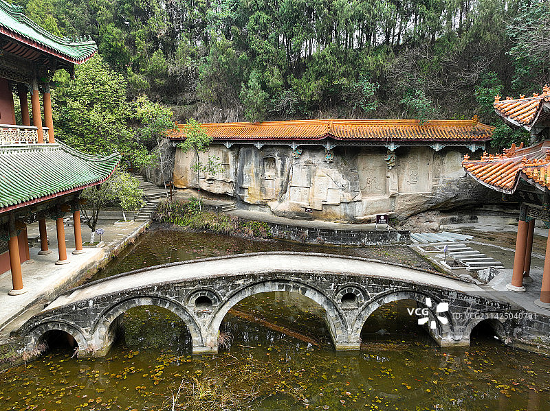 四川省南充市阆中市阆中古城东山园林状元洞航拍图片素材