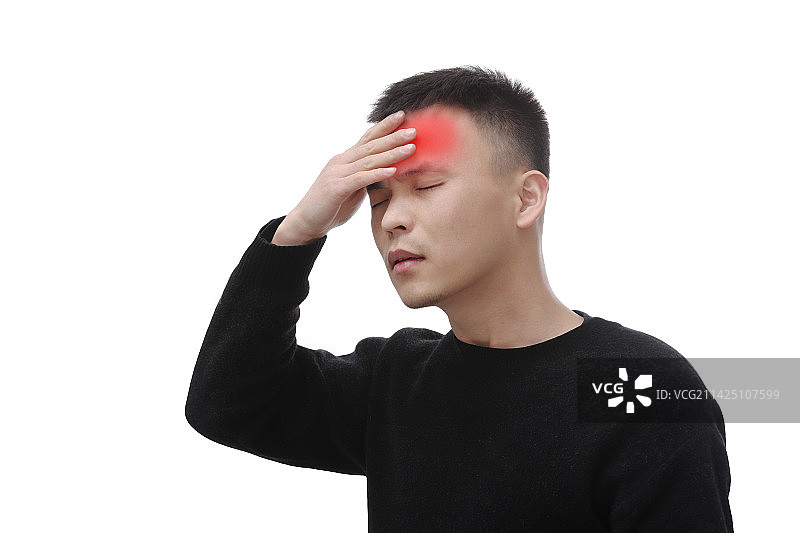 站在白色背景下发烧头痛的男人图片素材