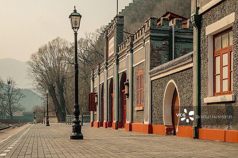 北京市延庆区京张铁路八达岭段青龙桥车站的冬日风光图片素材