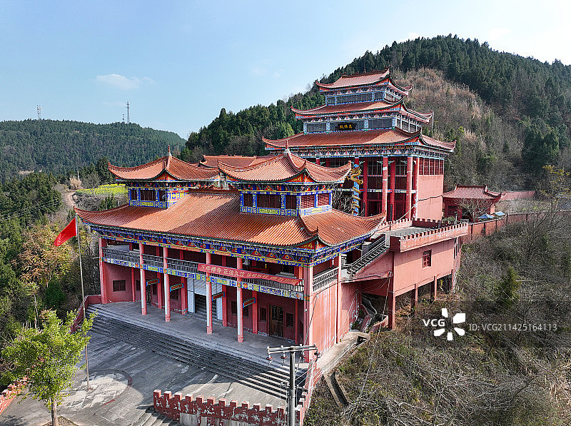 四川省南充市南部县万年镇万年寺航拍图片素材