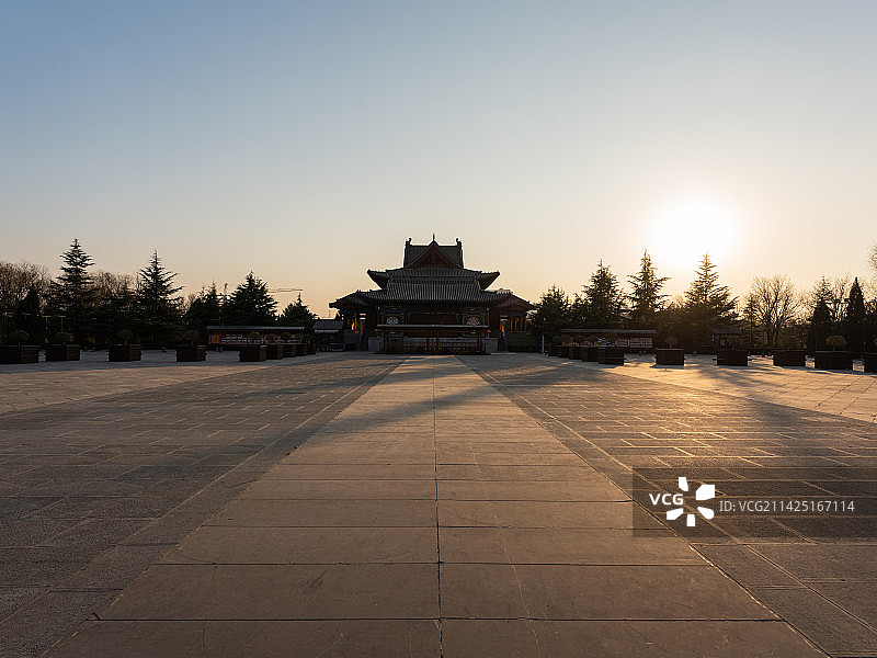 山西省临汾市洪洞县大槐树寻根祭祖园内祭祖堂图片素材