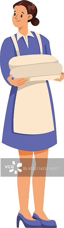 酒店女服务员拿着叠好的干净物品站立图片素材