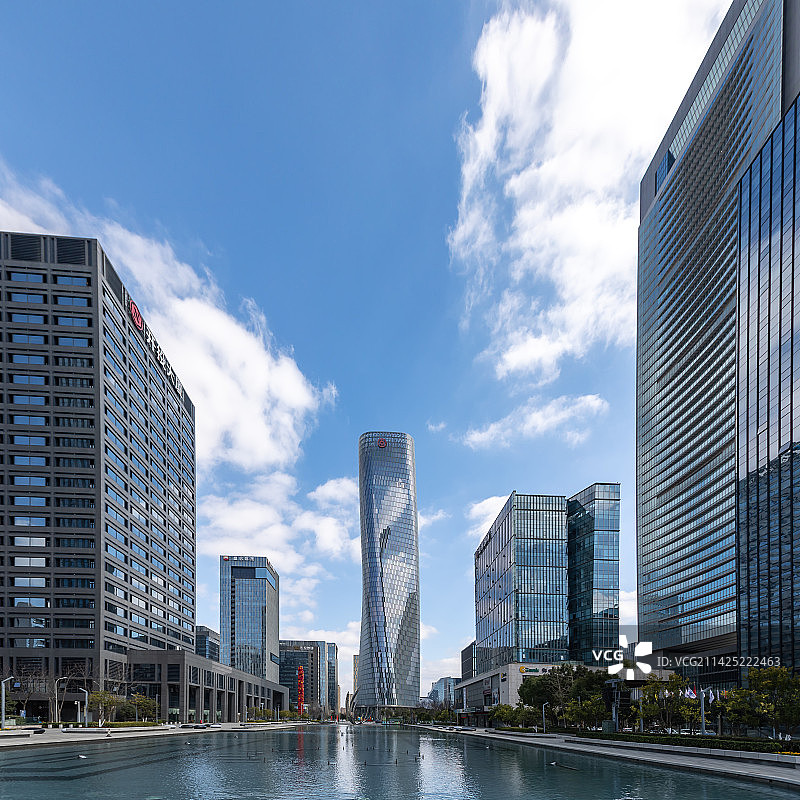 浙江宁波东部新城金融CBD图片素材