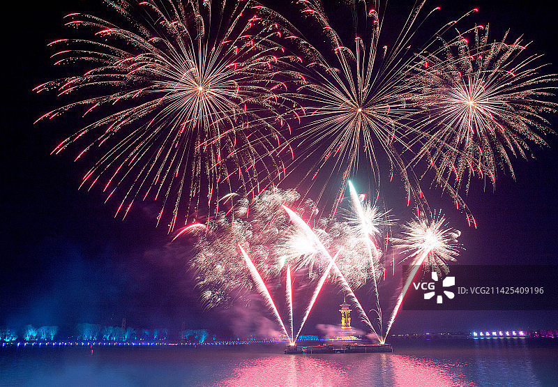 璀璨溱湖夜图片素材