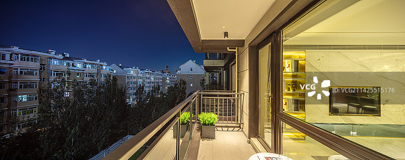 别墅阳台图片素材