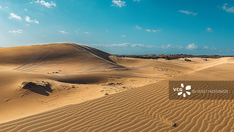 沙漠风吹过的痕迹图片素材